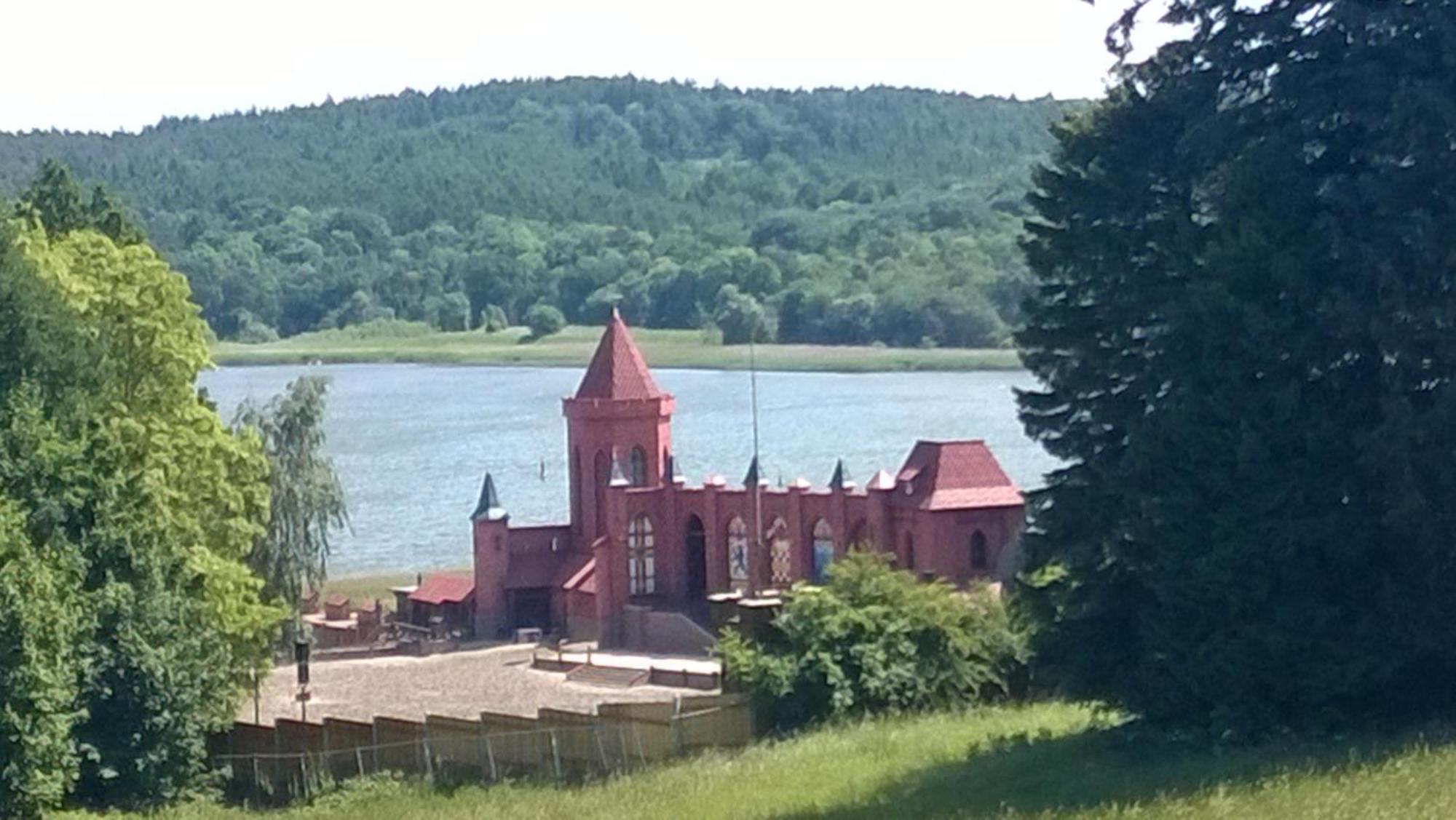 Ruegenherz Piratenhaus Parchtitz エクステリア 写真